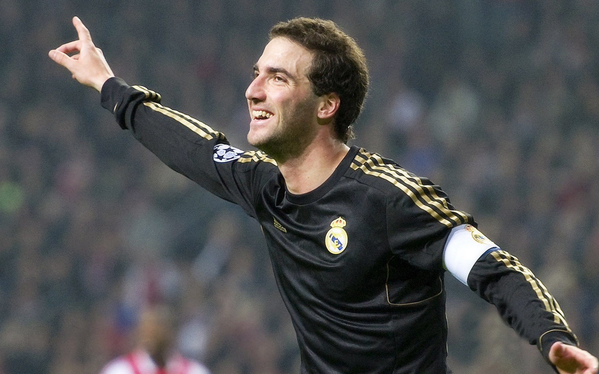 欧冠最佳阵容公布 五大联赛豪门球员悉数入选